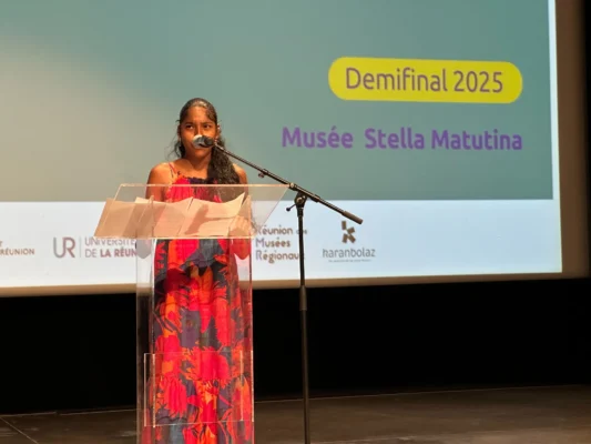 Candidat 23 en train d’émouvoir le jury et le public
