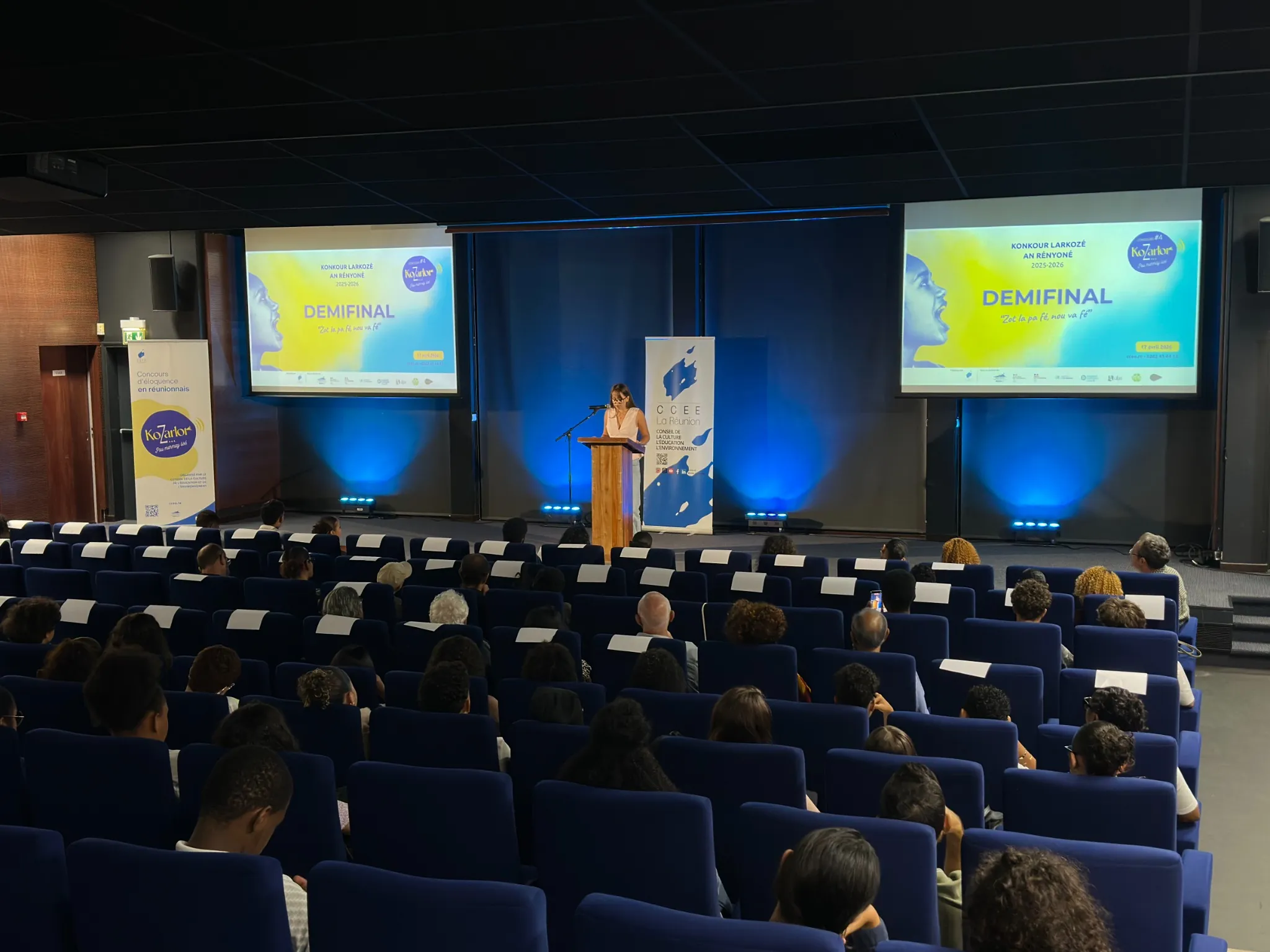 Vue générale de l'auditorium du CCEE lors de la demi-finale KoZarlor 2025-2026